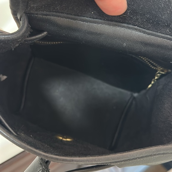 Vintage Coach Black Leather Backpack from the 1990s - Picture 10 of 17